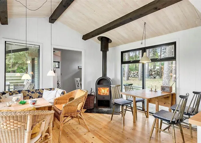 13315-hojby-fyrrehegnet-22 * Højby